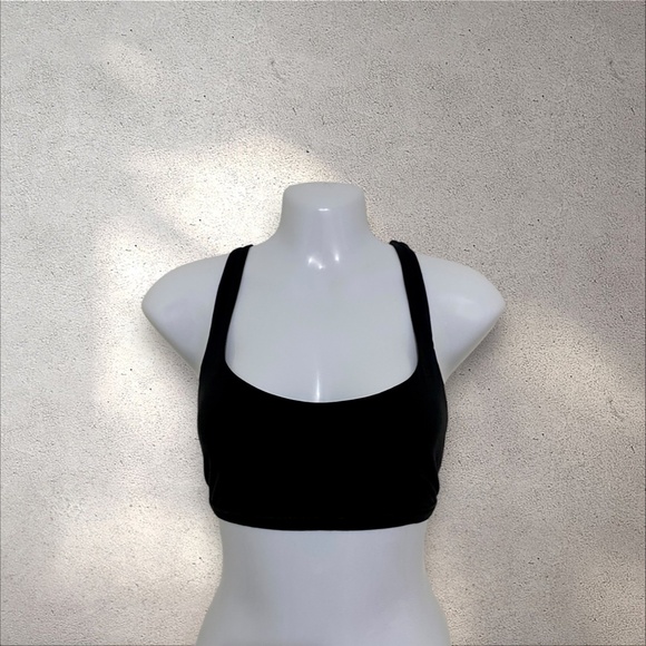 Lululemon Discontinued Black Free to Be Bra - Wild - Picture 3 of 5